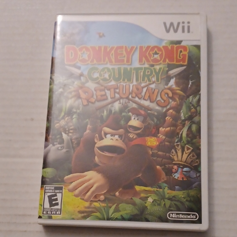 4/$80 Wii Donkey Kong Country Returns - Video Game
